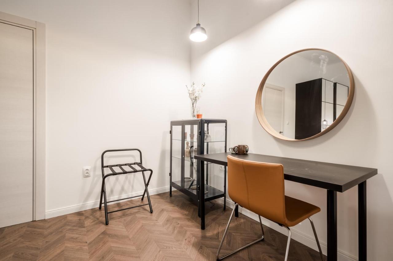 Bpr Sirius Suite With A/C Budapest Eksteriør billede