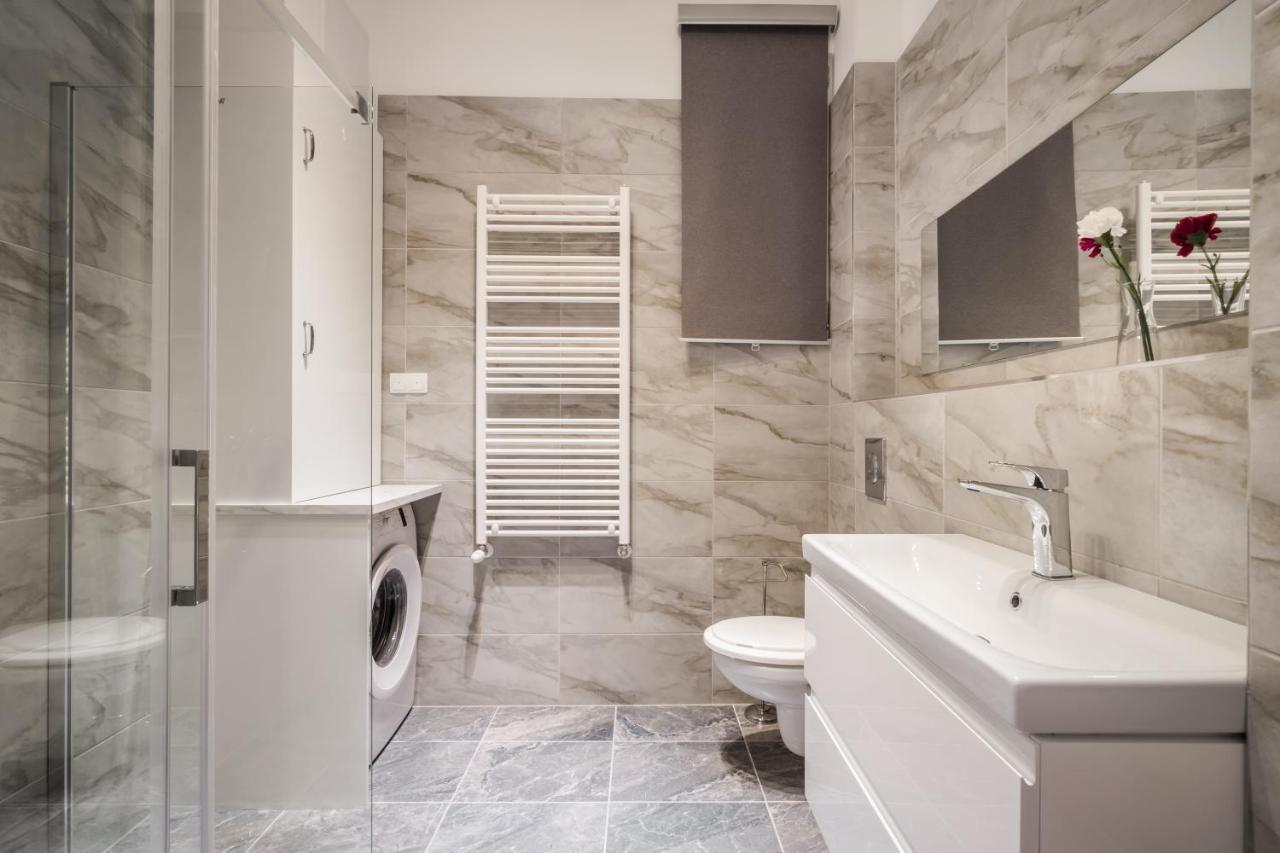 Bpr Sirius Suite With A/C Budapest Eksteriør billede